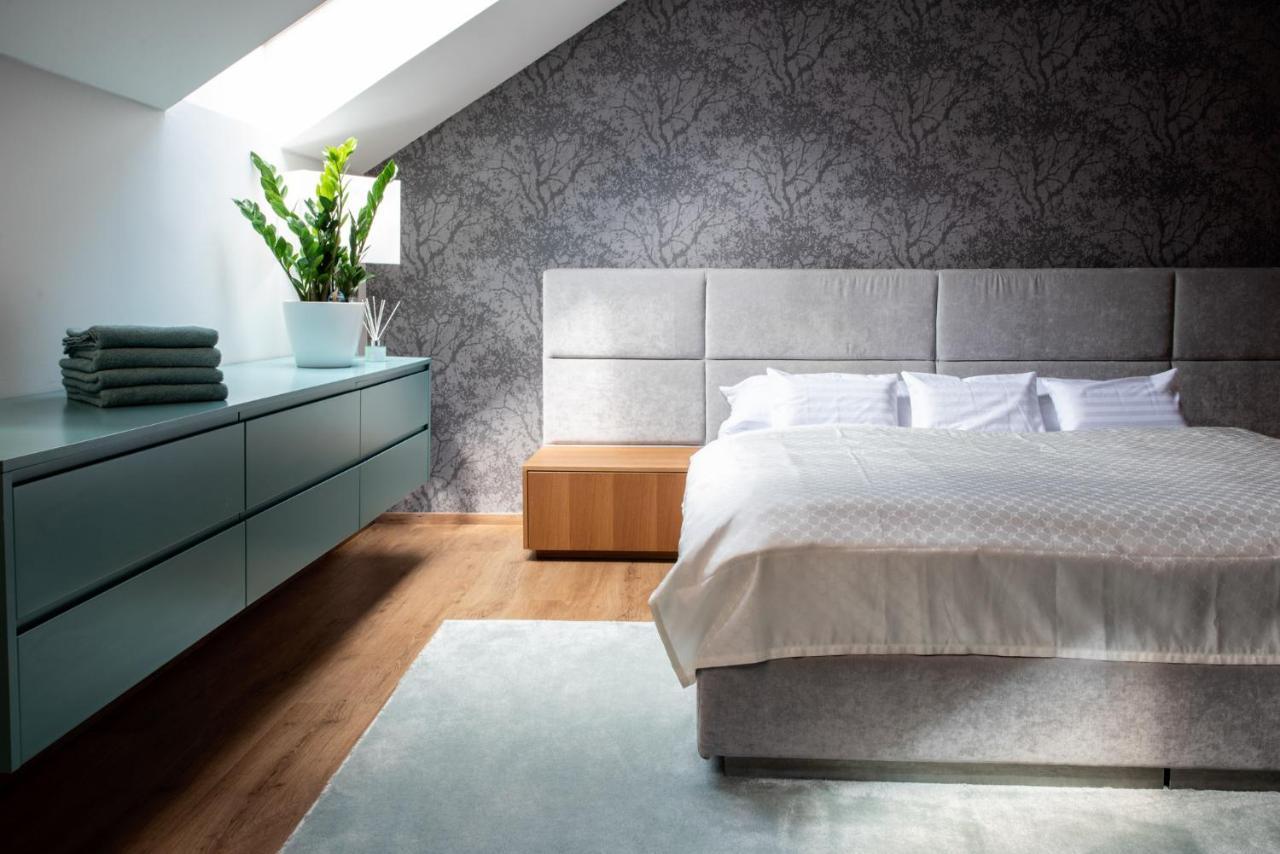 Atrio Apartments Trencin Ngoại thất bức ảnh